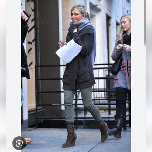 Warm, stylish and cozy wedge leather boots, camo 💚